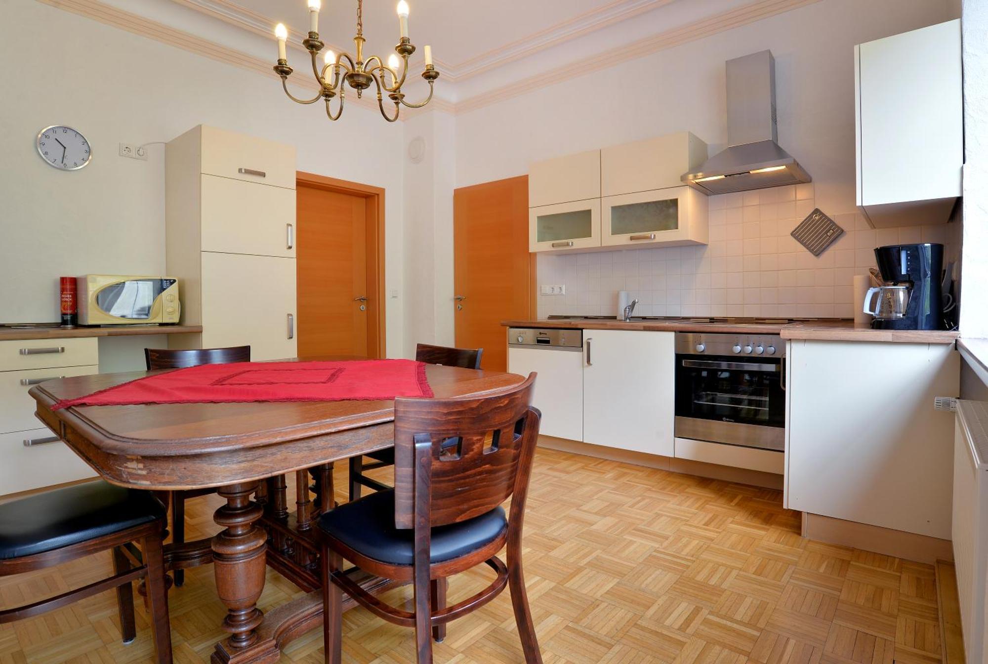 Ferienwohnung Weingut Hommes Ernst Exterior foto