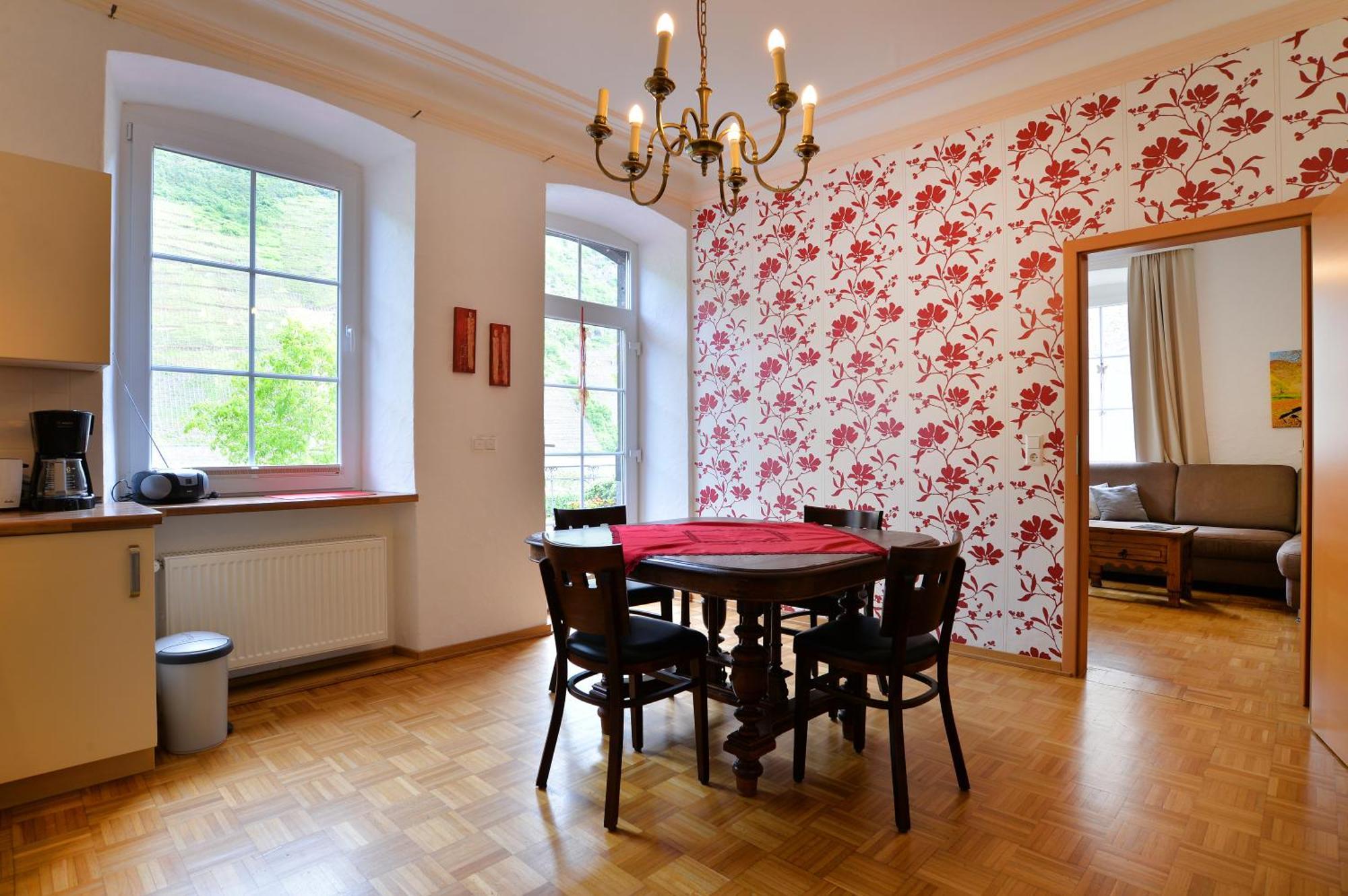Ferienwohnung Weingut Hommes Ernst Exterior foto