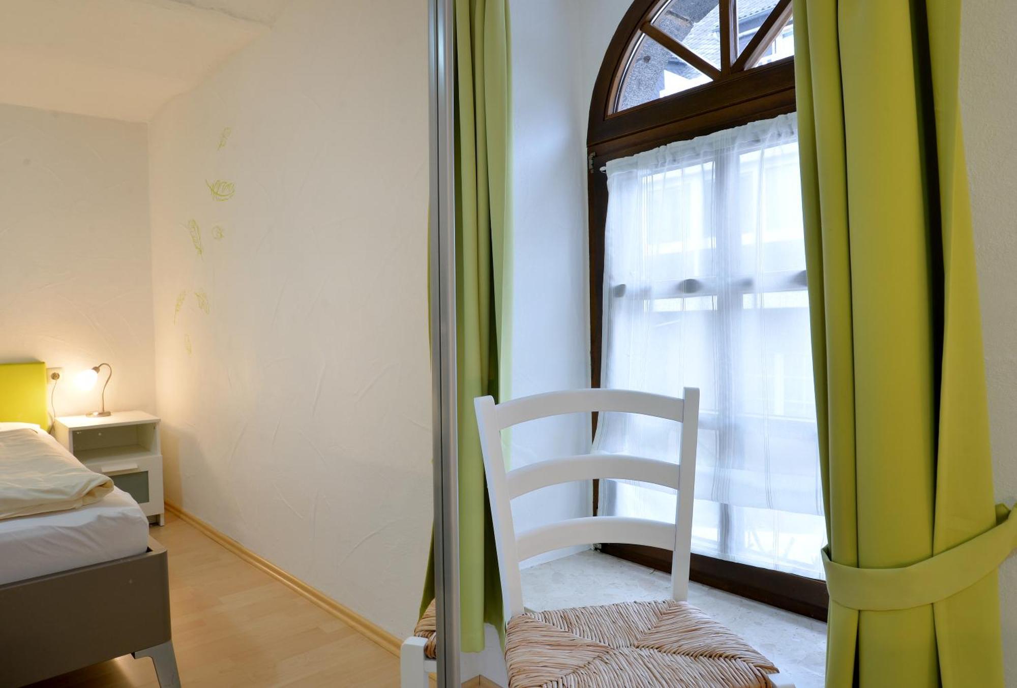 Ferienwohnung Weingut Hommes Ernst Zimmer foto